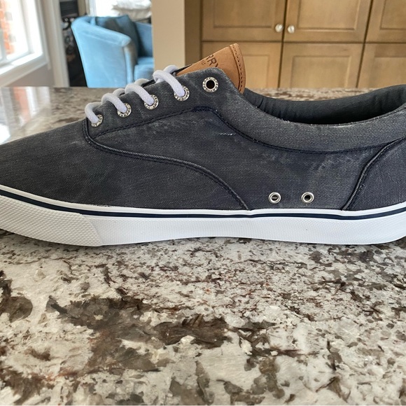 Sperry Striper II lace up canvas sneaker - Picture 2 of 7